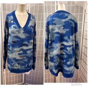 Logo Lavish,Woman, Sweaters, Size L, Blue,Long sleeve,V neckline, 100% Acrylic.!